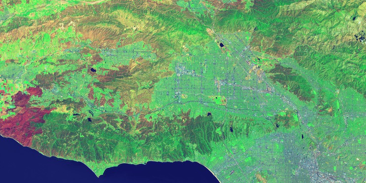 Short wave infrared image of Los Angeles from Landsat 8