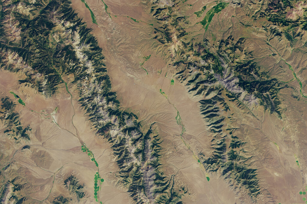 Landsat 8 scene (Path 40 Row 29) of the same location in eastern Idaho.