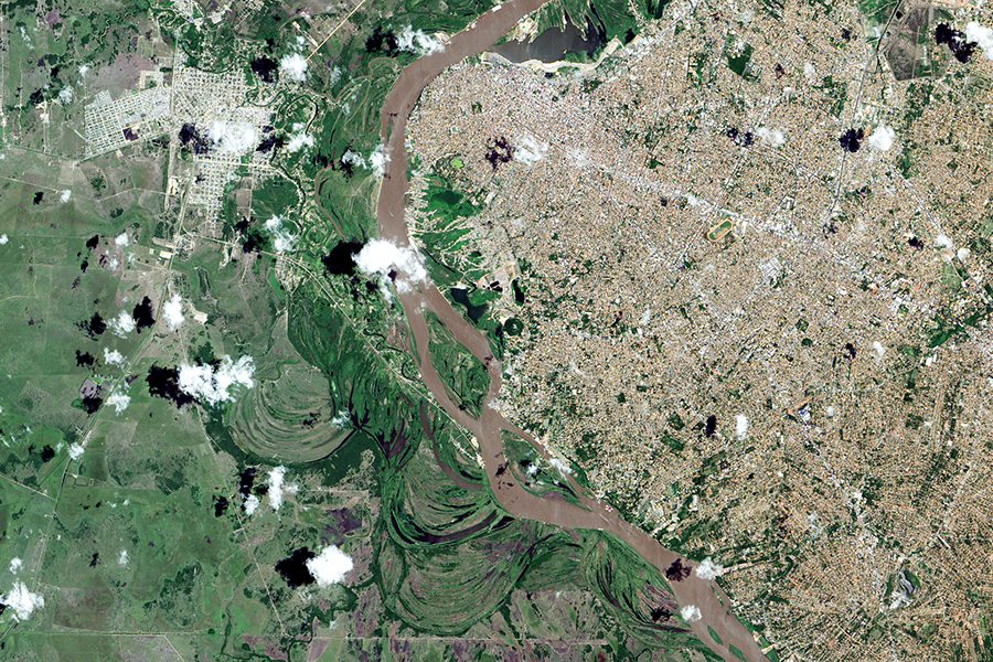 Landsat 8 image of Rio Paraguay showing impacts of standing water on mosquito-borne illnesses