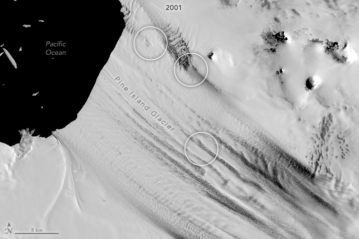 Landsat 7 image of Pine Island Glacier from Dec. 2001
