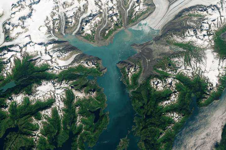 Alaska’s Iconic Columbia Glacier Still Retreats